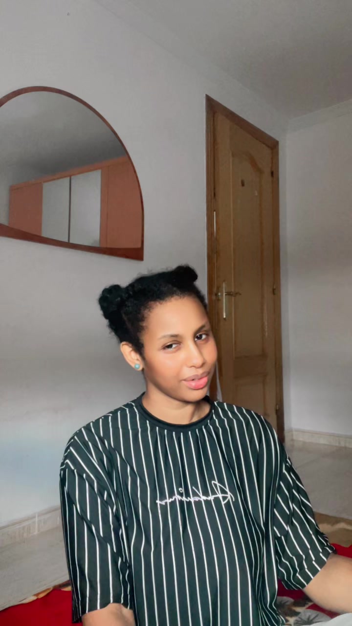 @Meriem🇬🇳🇪🇸✨💫
