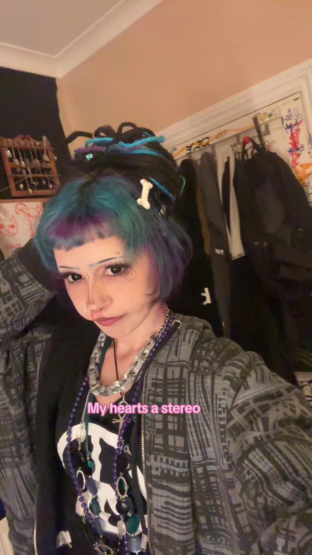 @𝓑𝓪𝓴𝓪.𝓰𝓸𝓸𝓷𝓮𝓻