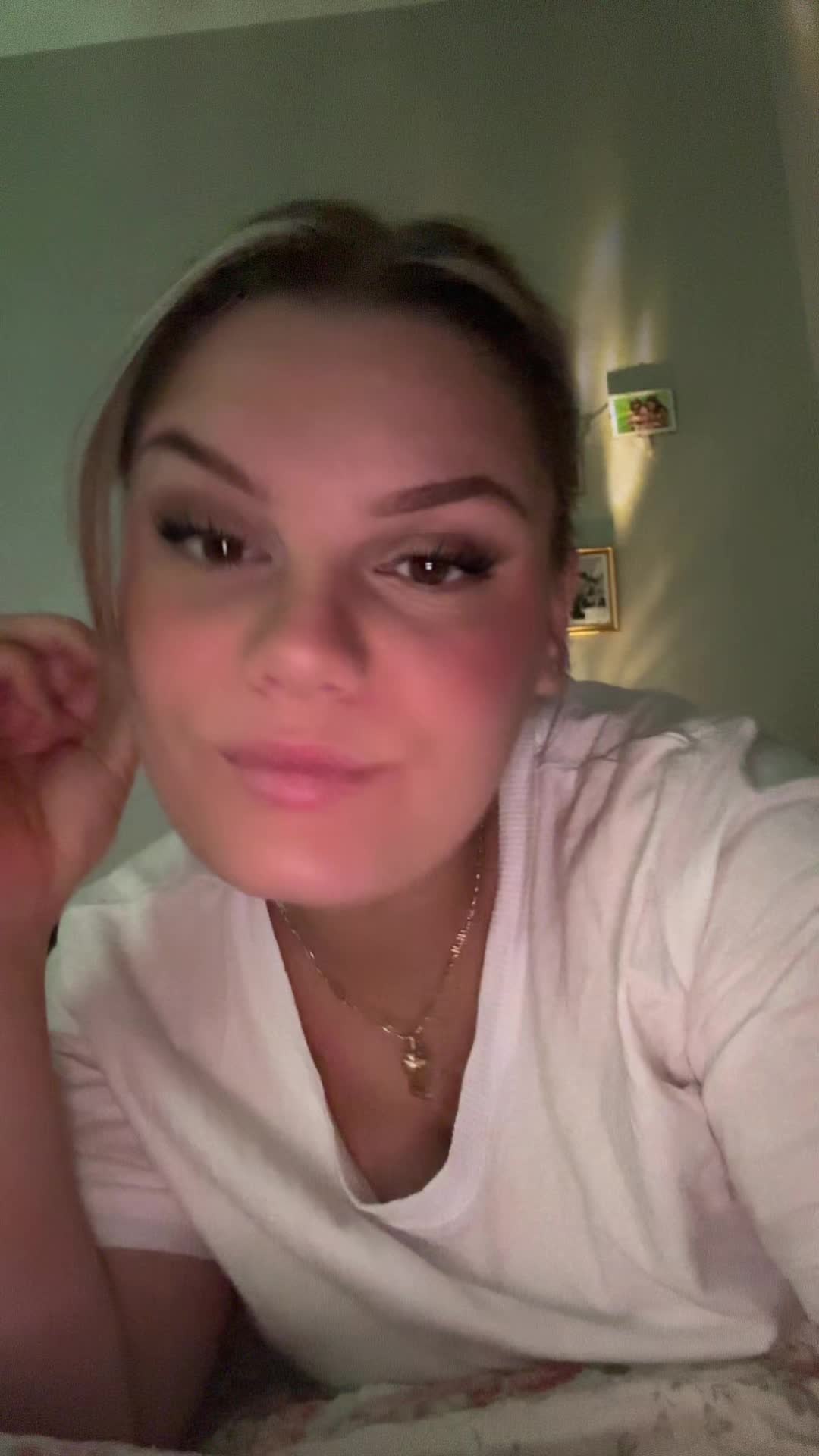 @Mirela Bekshiu