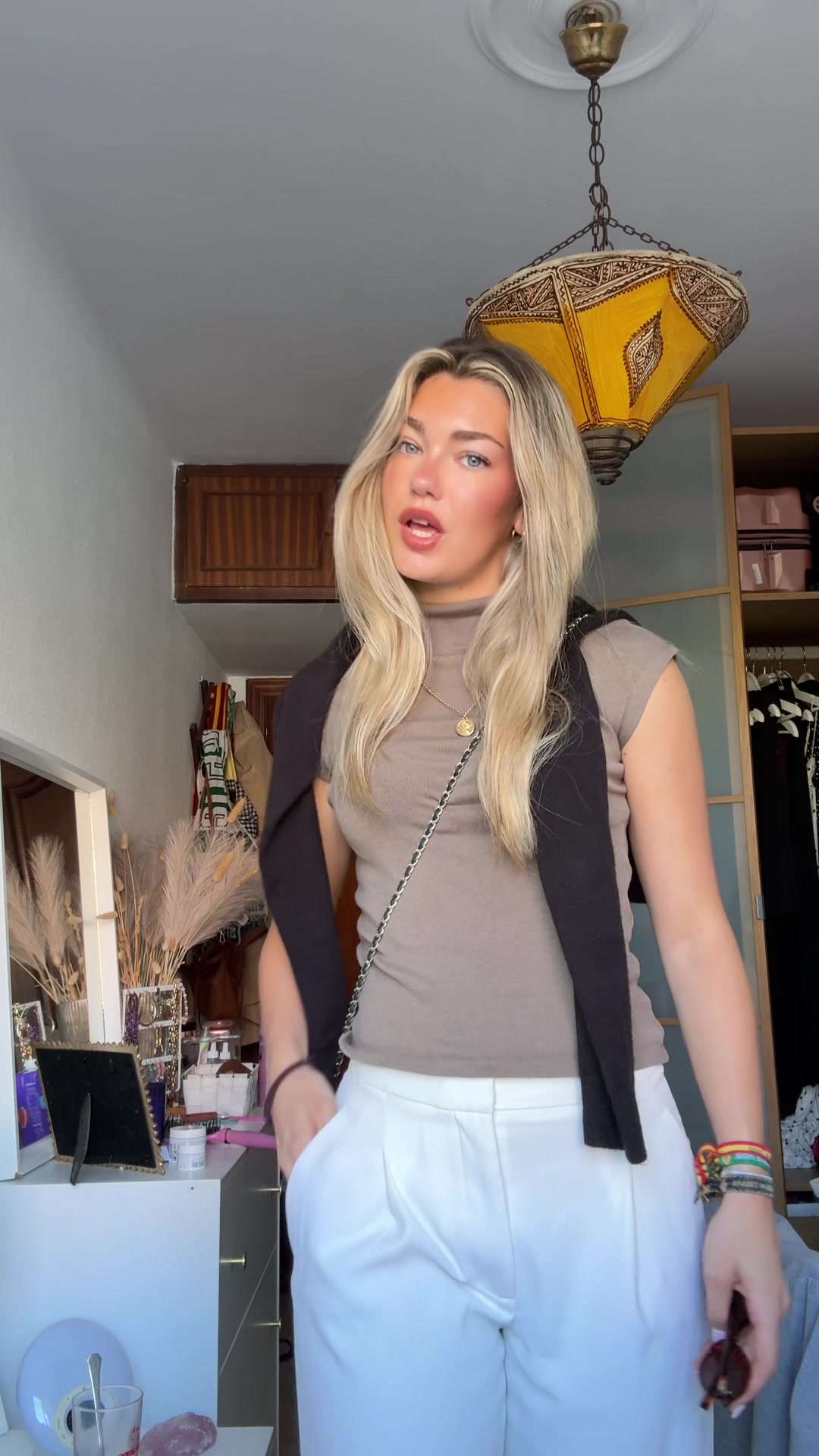 @victoria lópez