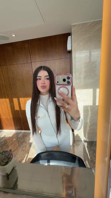 @Valentina