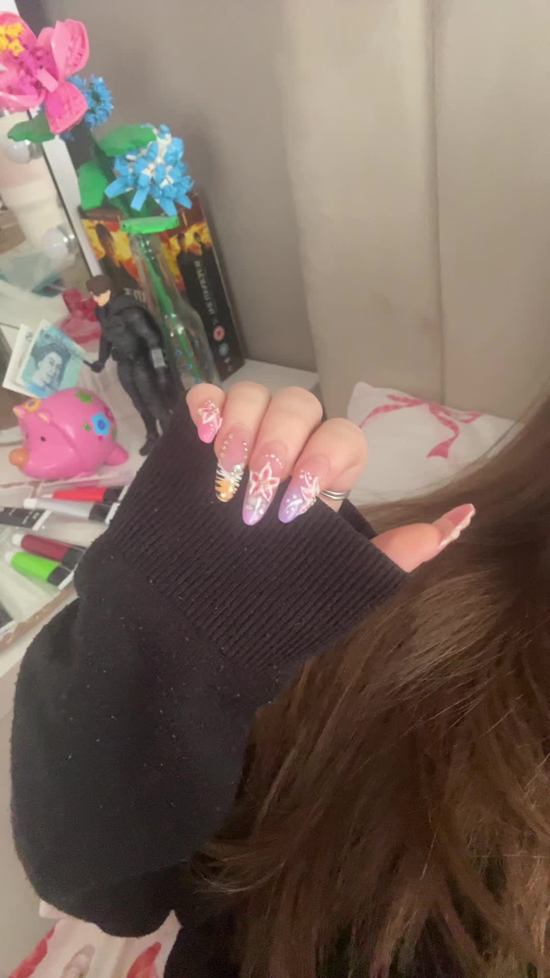 @demi 🎀