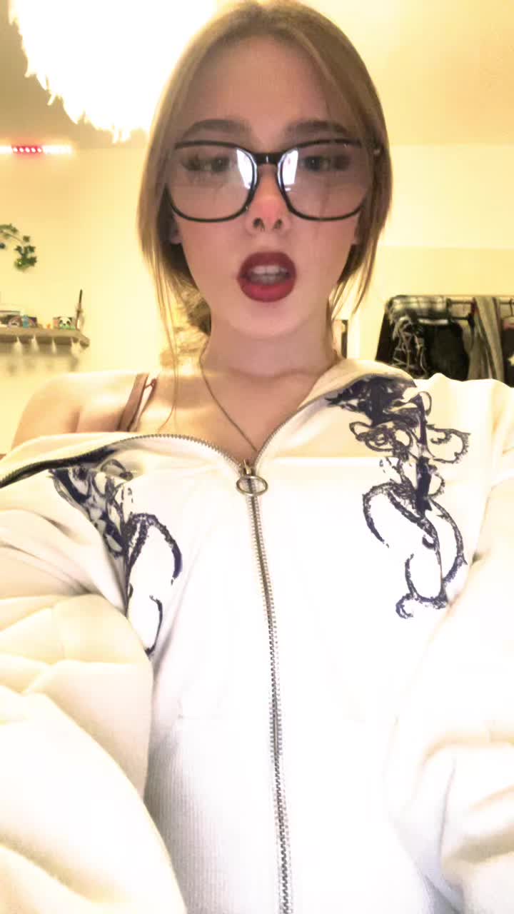 @hallucelination2