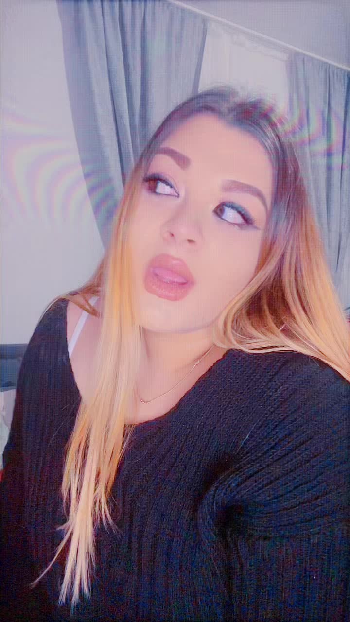 @🖤