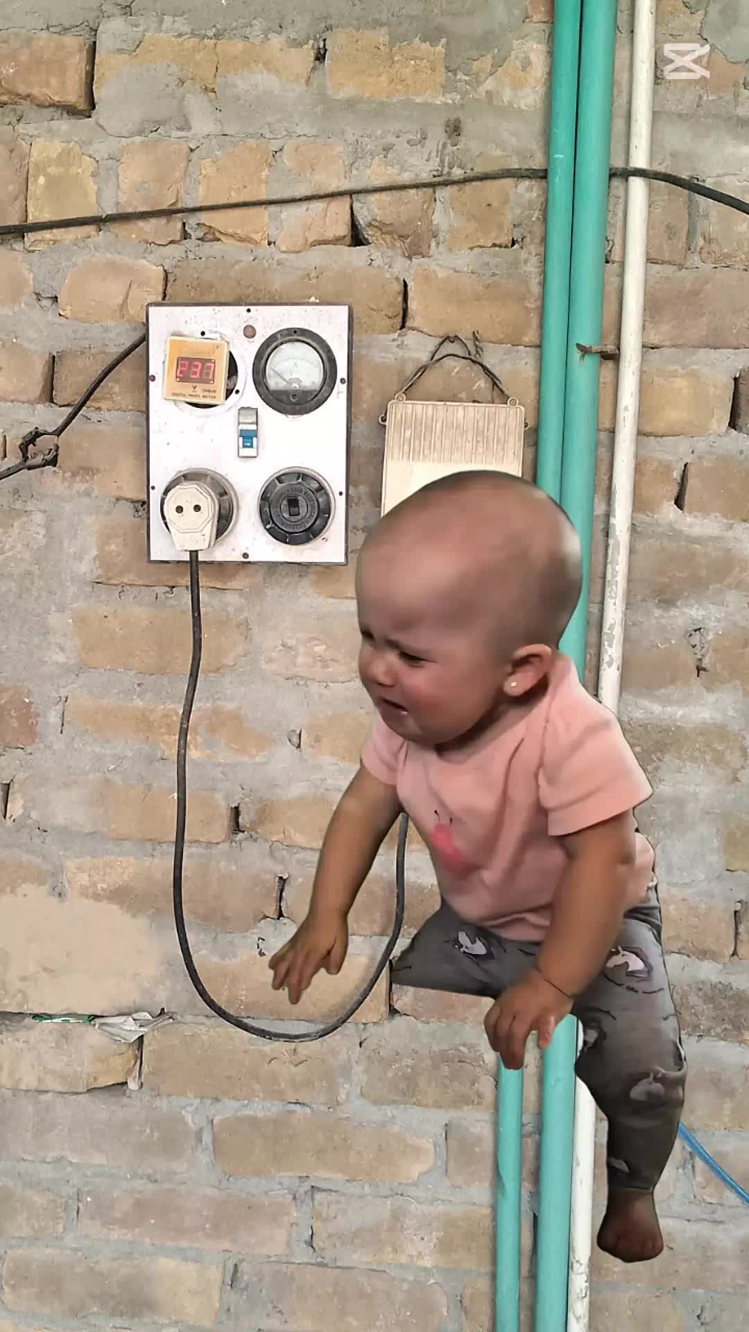 @zaraar Akbar