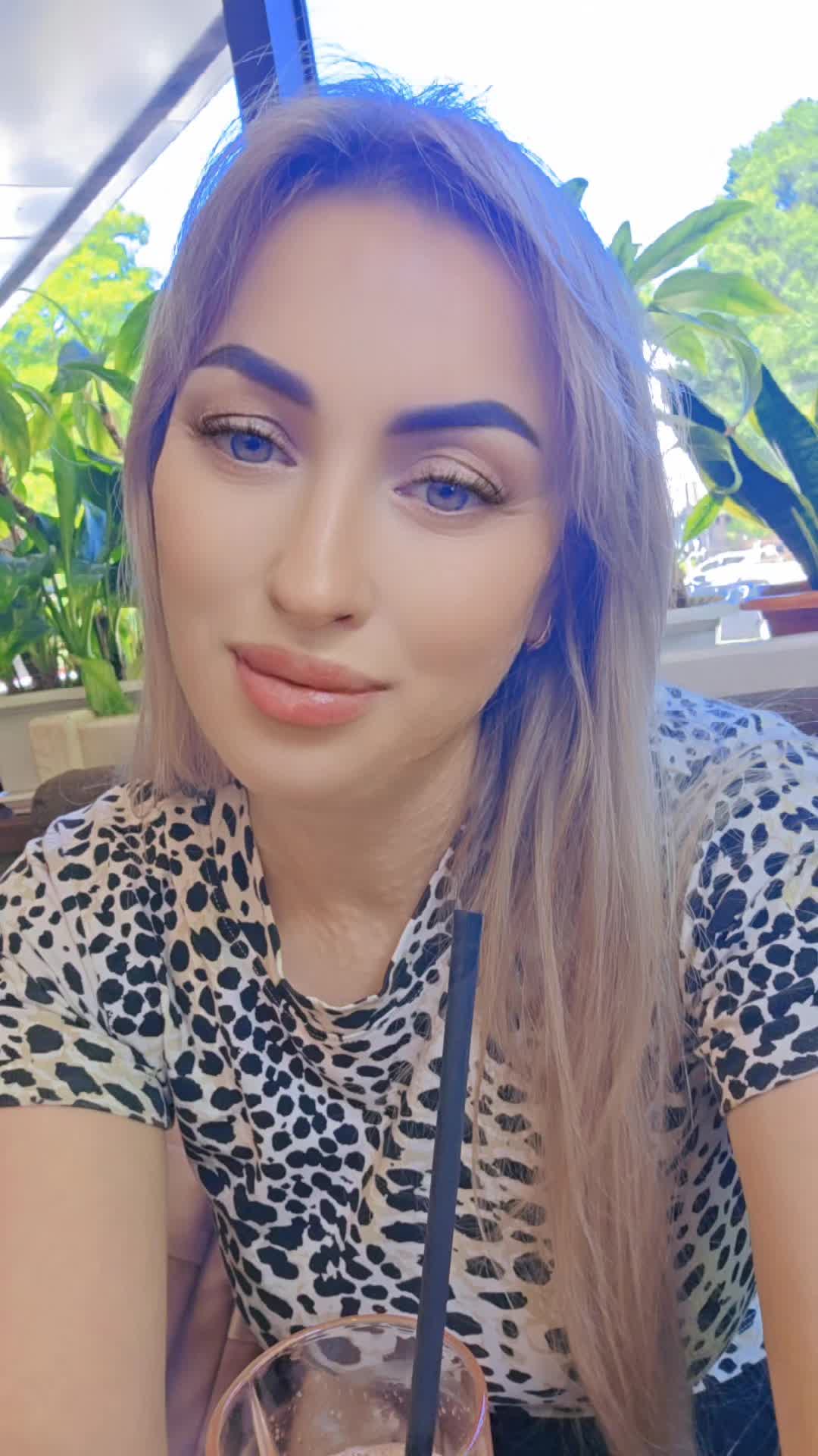 @Vict💍ria🌞