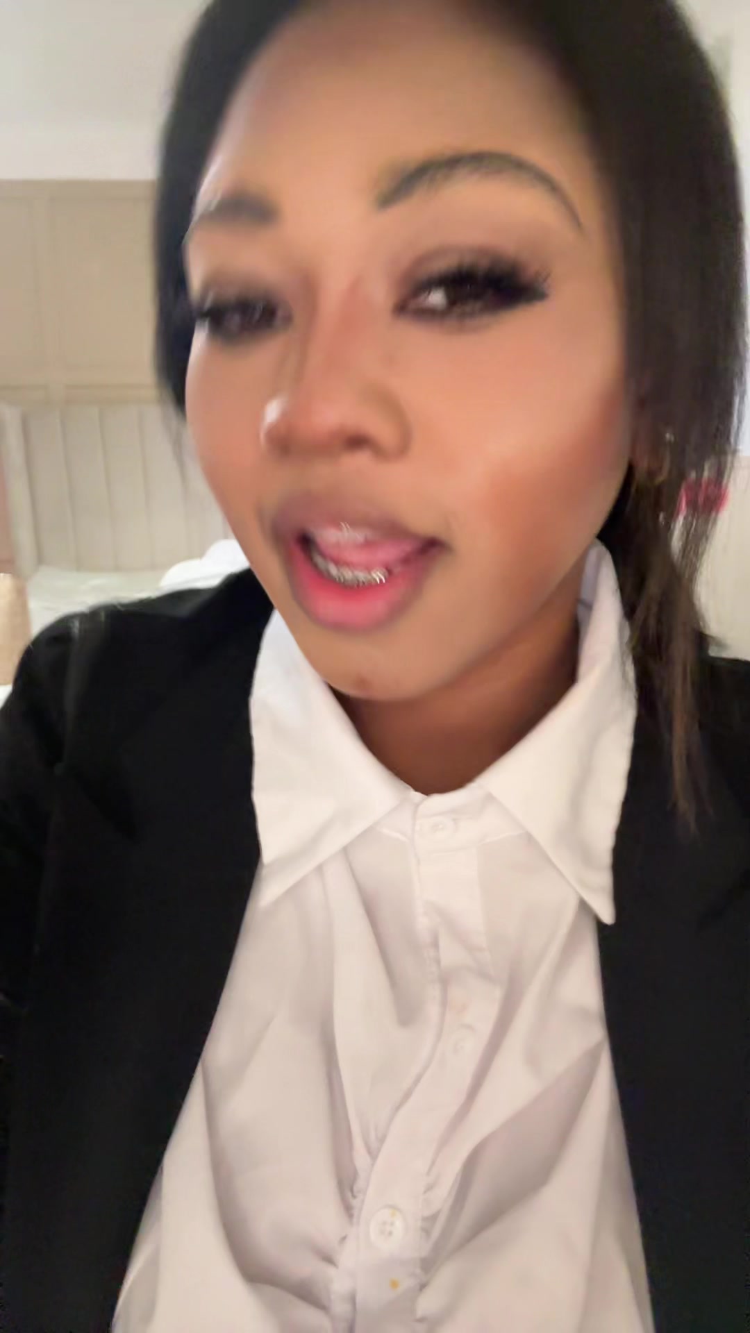 @T&agrave;nish&agrave;