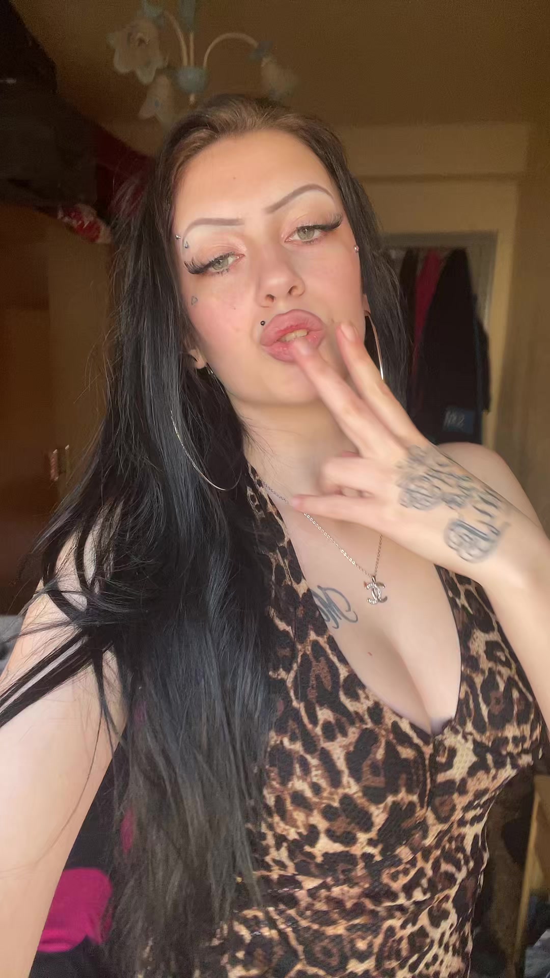 @PrettyWhenuKryy