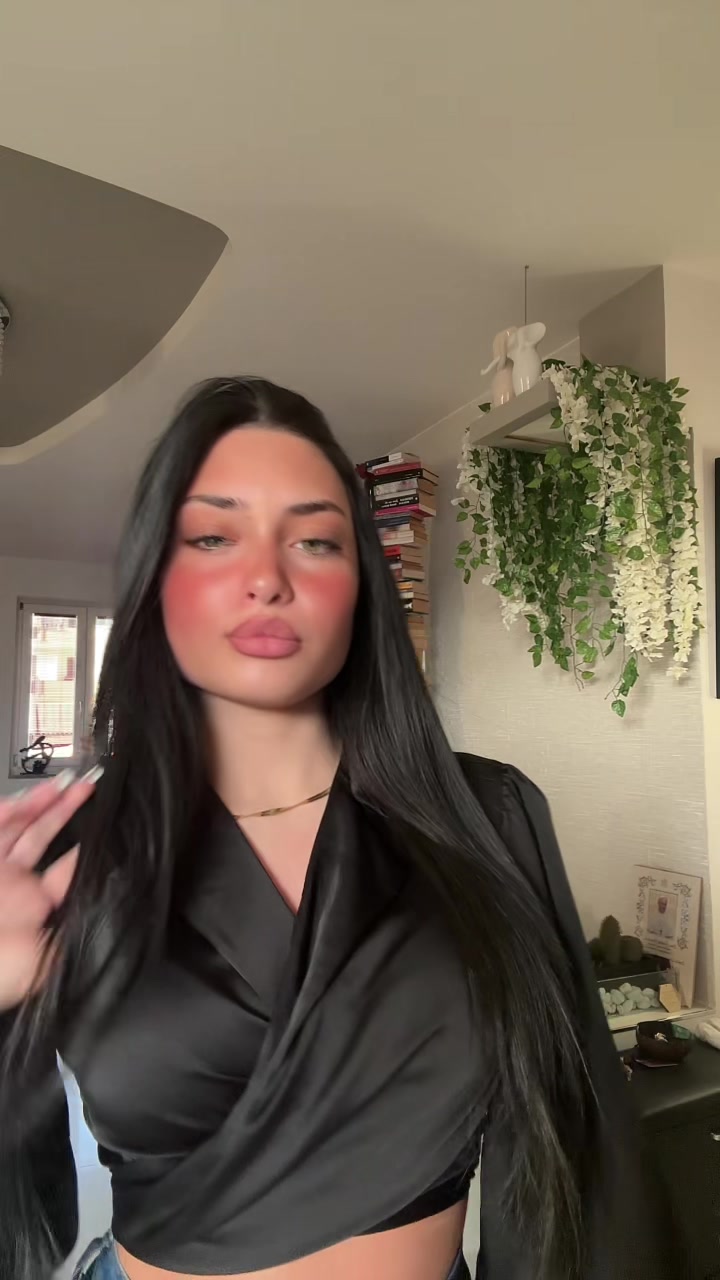 @𝓐🍒