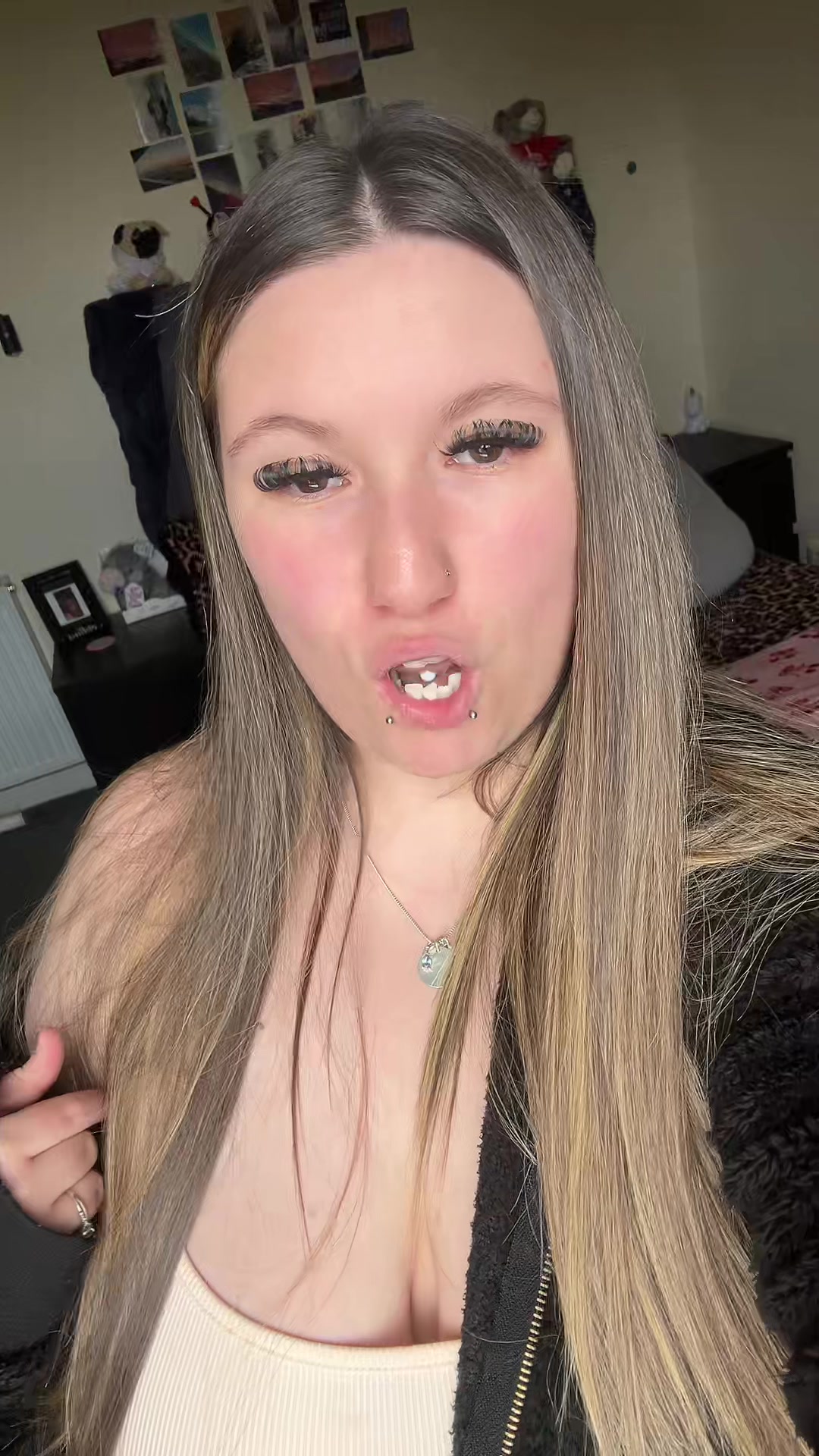 @Jade Lee B 💋🌶️