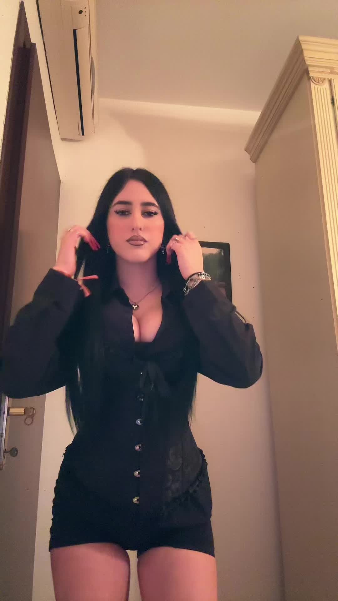 @𝙈𝙖𝙧𝙩𝙮🍒