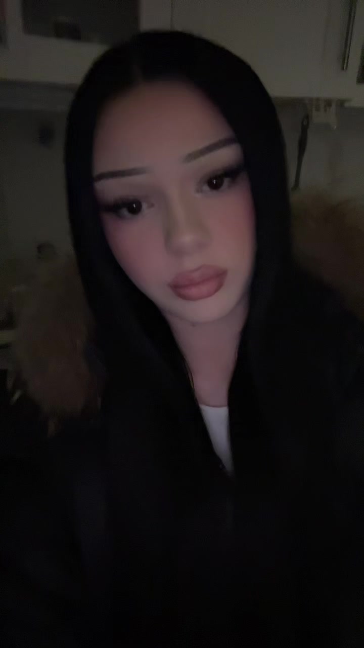 @𝐑𝐨𝐬𝐚𝐥𝐢𝐞 🩷