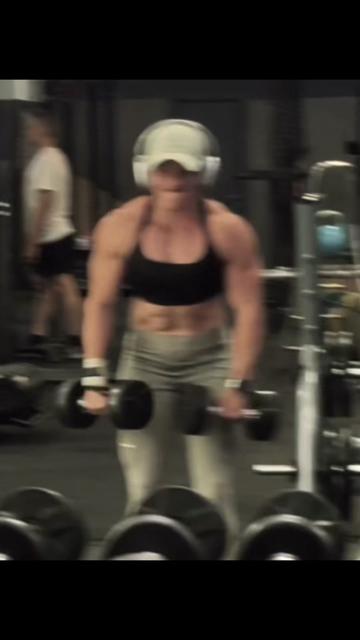 @lolyfitness_