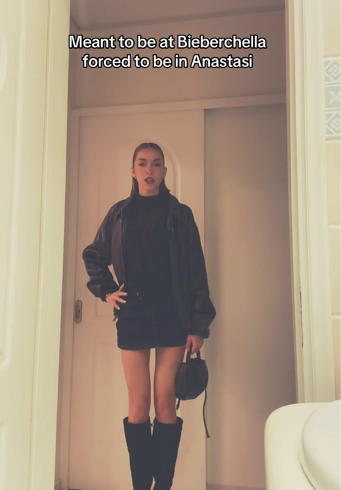 @Mikaela🌟