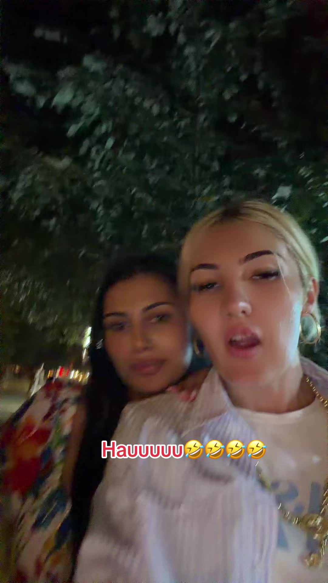 @Alexandra Nikolas Ianis