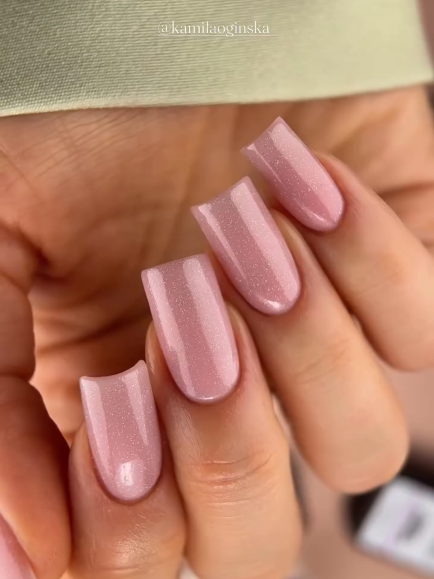 @Nails Company