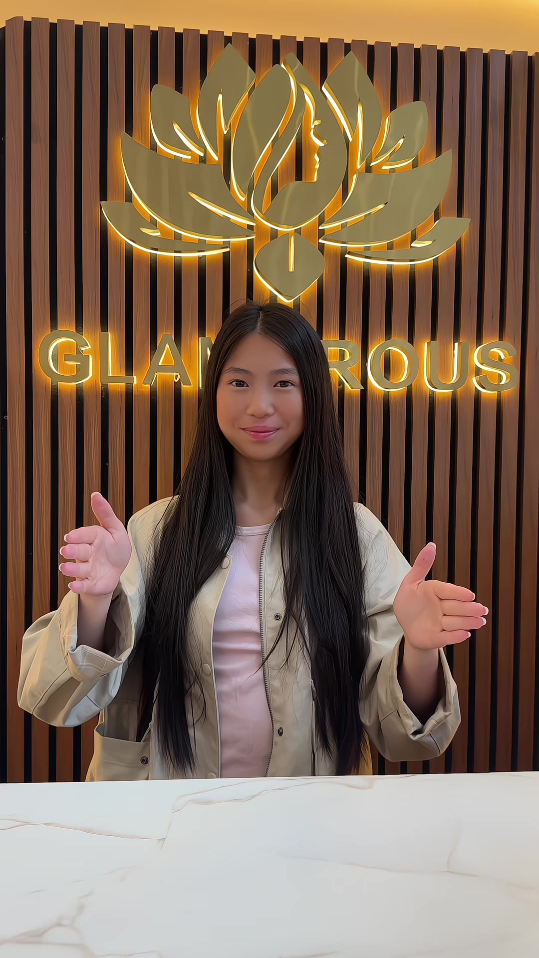 @Glamorous Nails & Spa