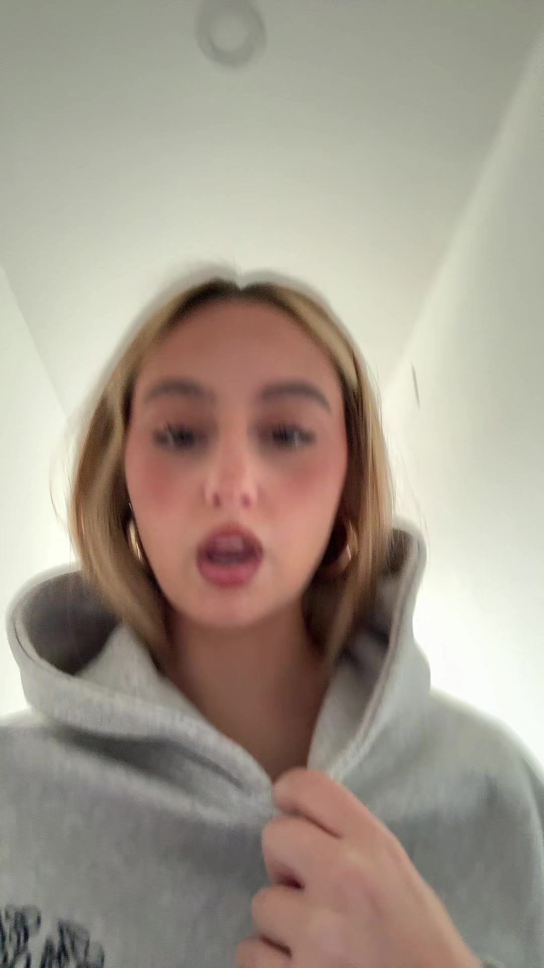 @carlaatraverr2