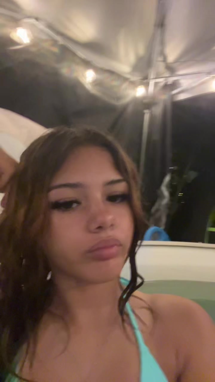 @𝐭𝐞𝐞𝐬𝐬𝐩𝐚𝐦ꨄ