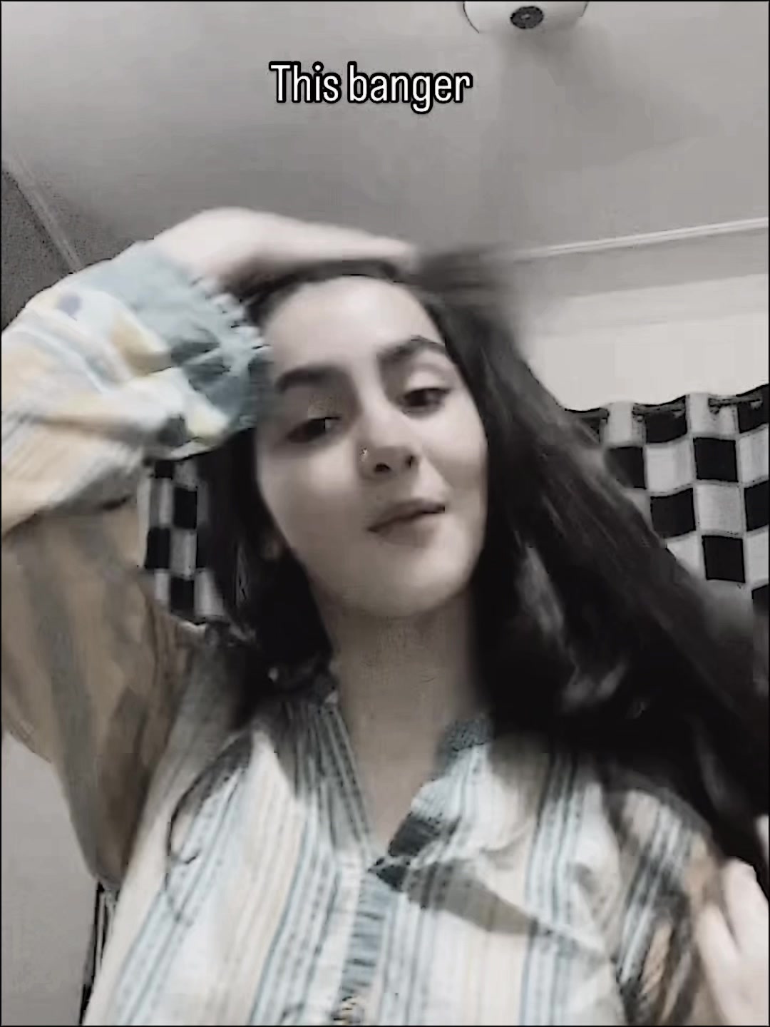 @乙ᗩᖇᗩ🦋