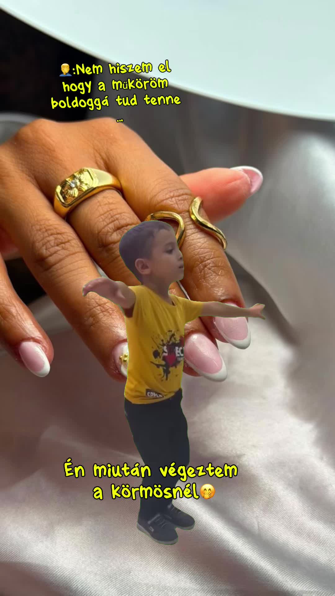 @🧷Zsófia🧷