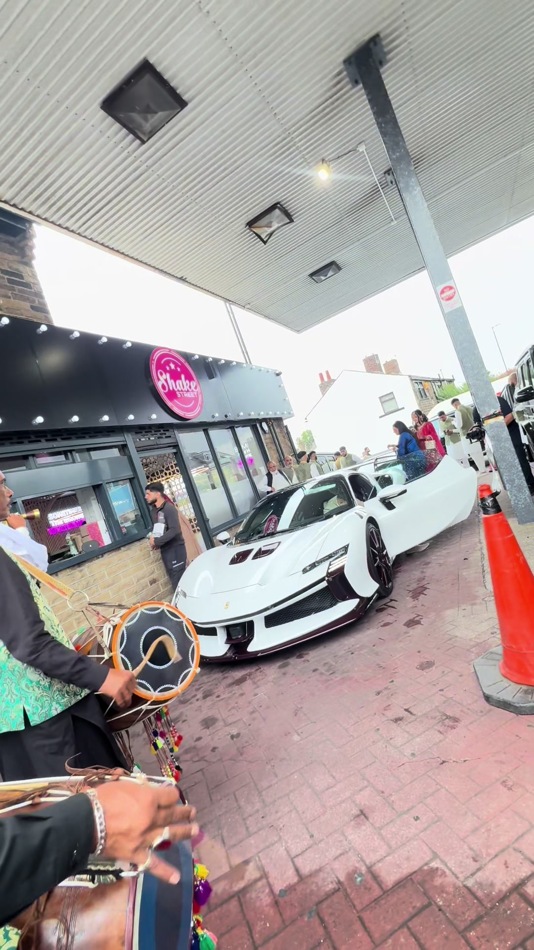 @Shake Street