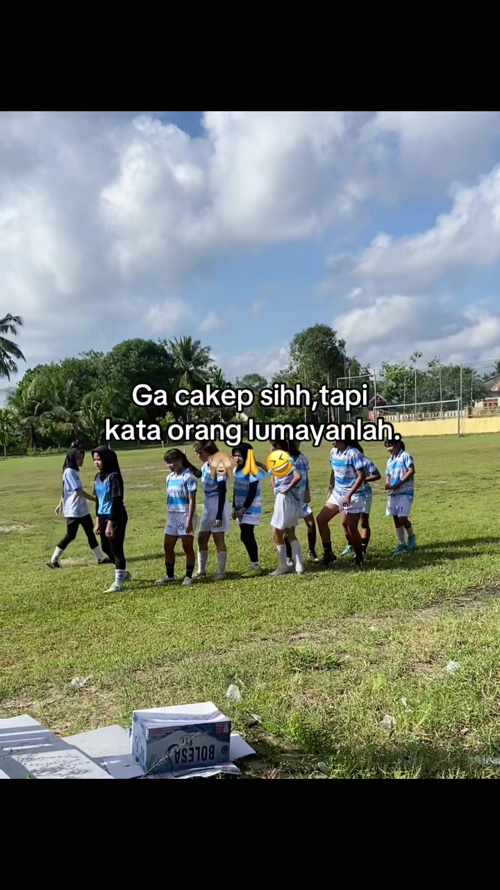 @Adelia