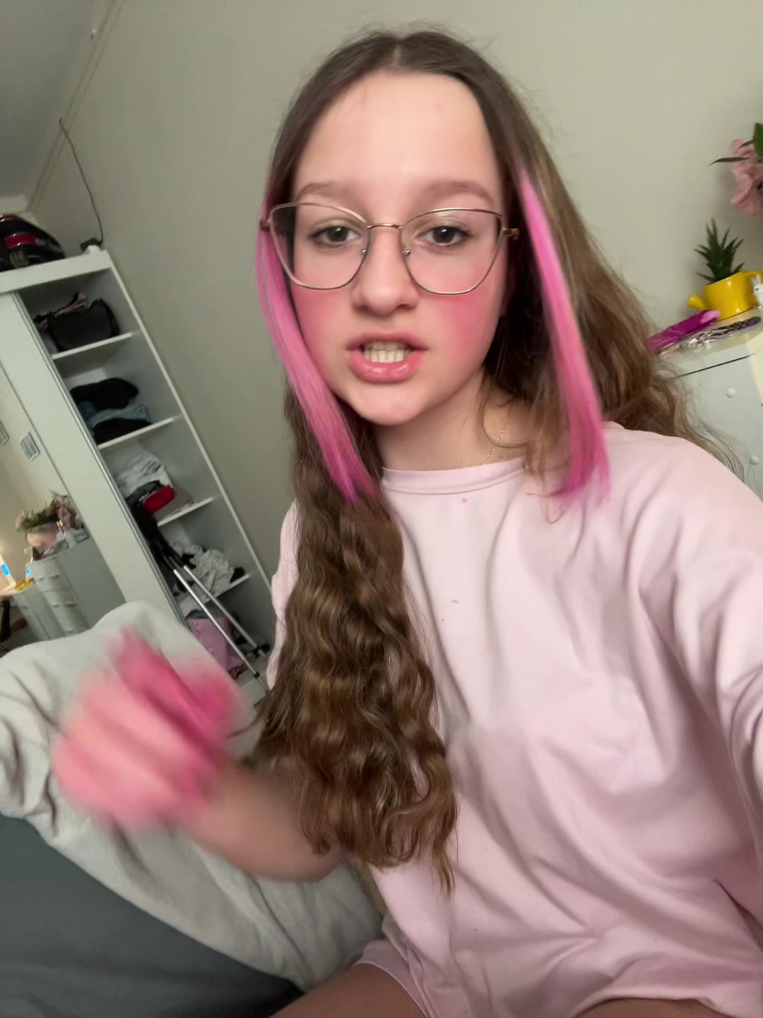 @𝚆𝚒𝚔𝚒𝚒👩&zwj;🚒❤