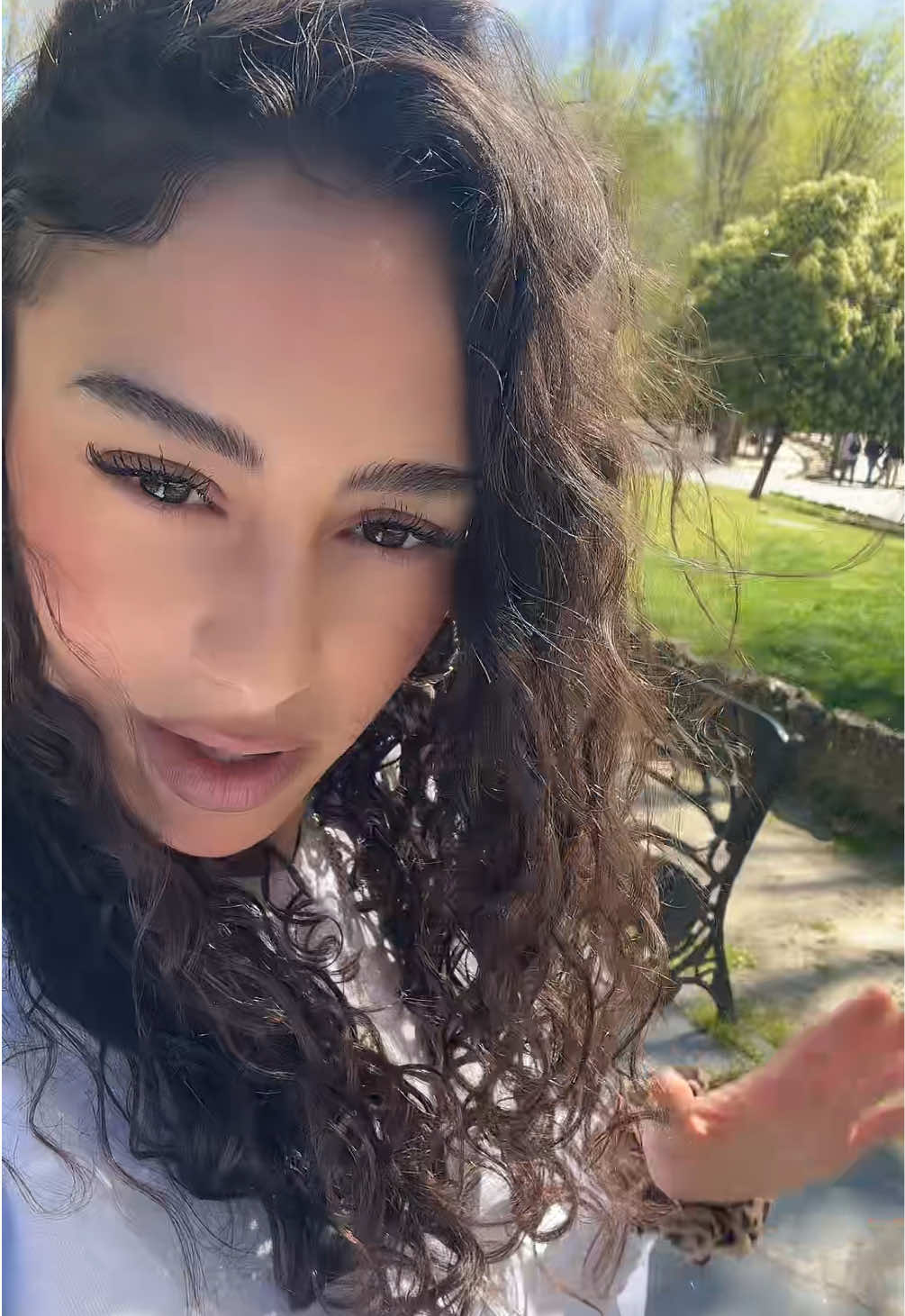 @Yasmin B
