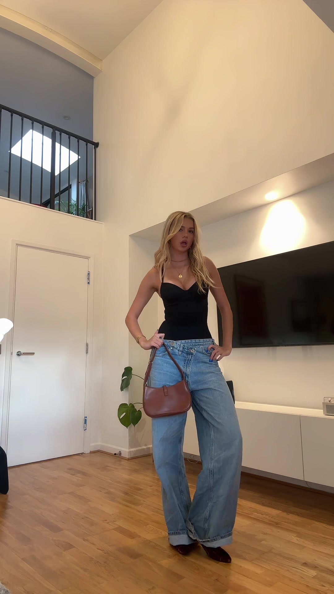 @stellbellbluee