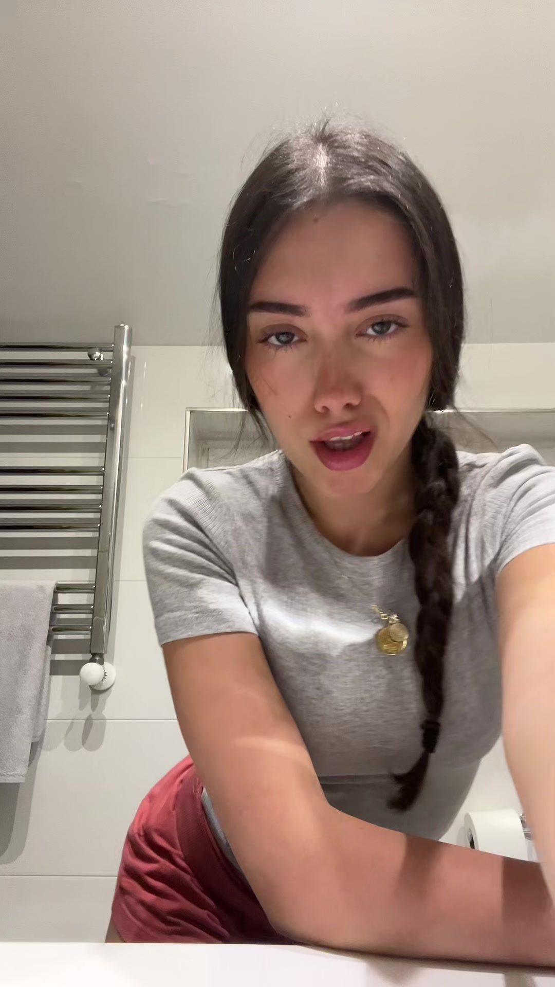 @anita