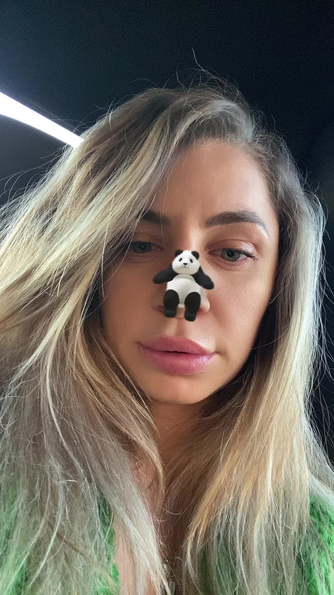 @Andreea Deea