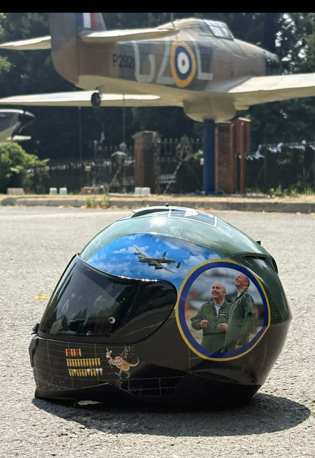 @theraceshackuk