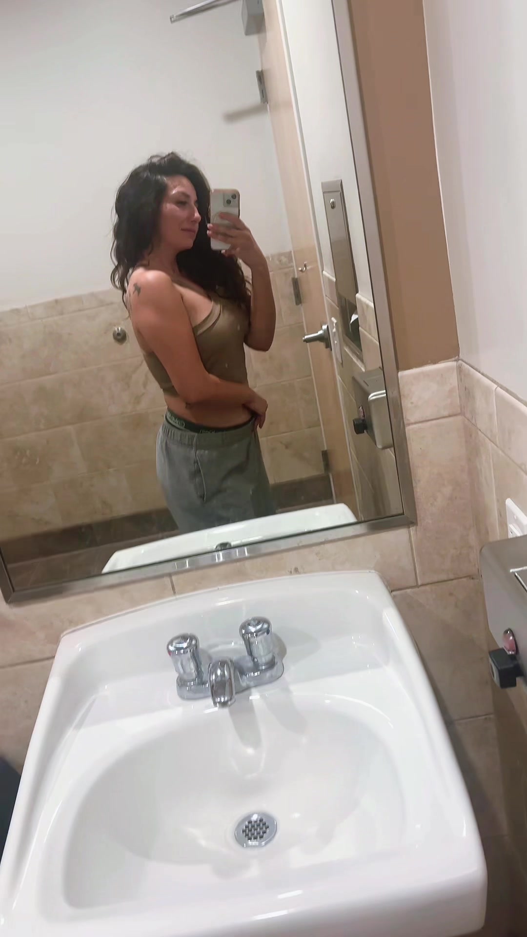 @TheBlackWidow888