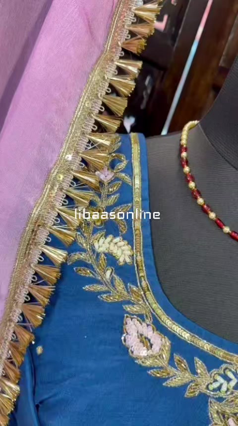 @ਲਿਬਾਸ by ਕੌਰ