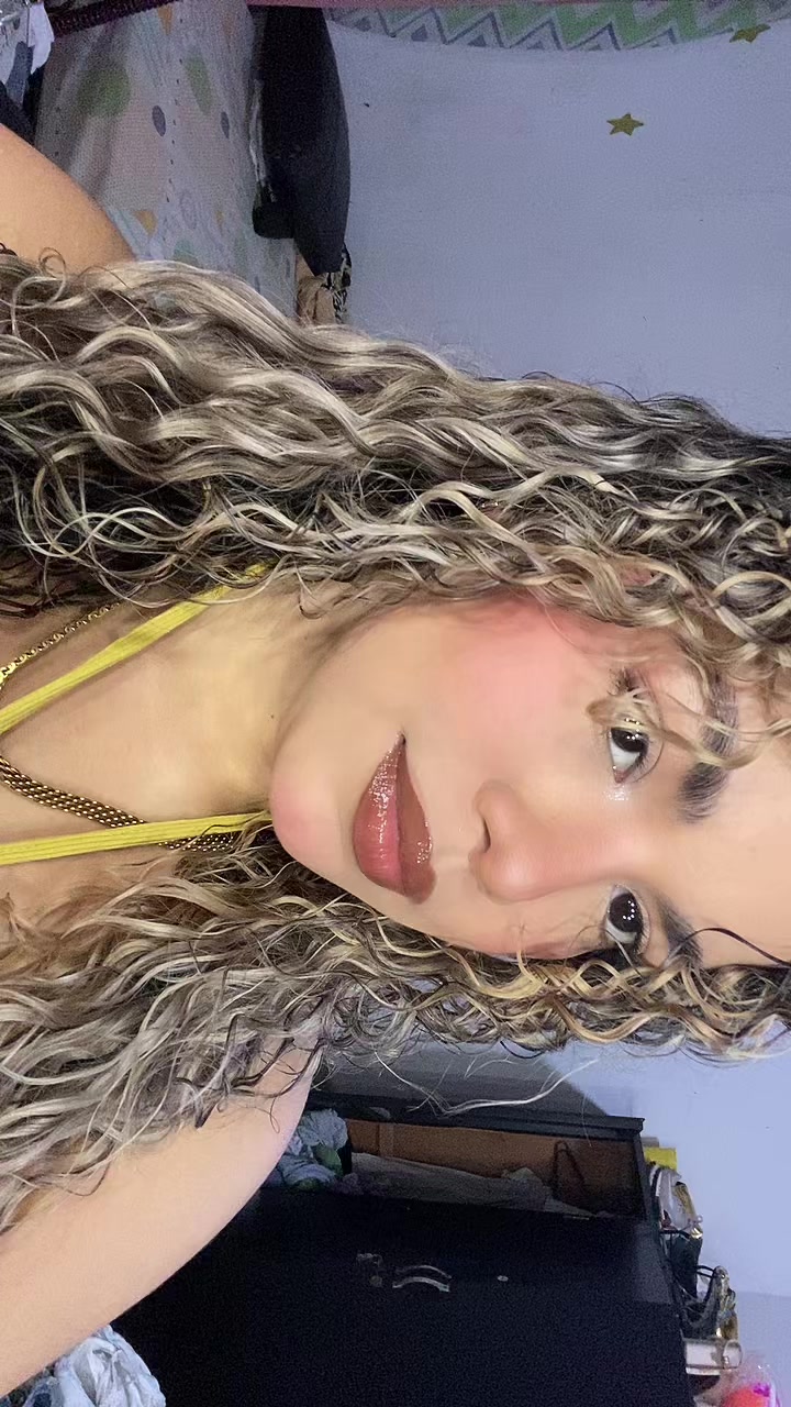 @Dani🌼