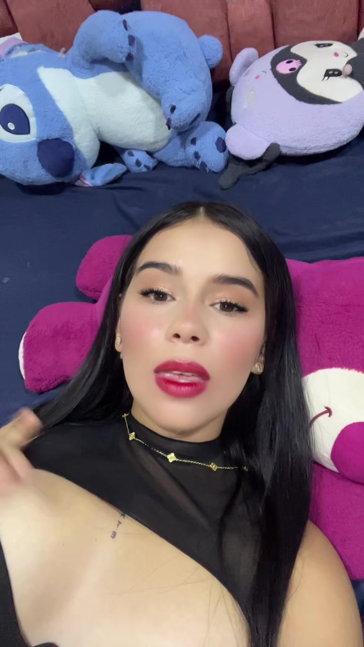 @💜 Alexandra S🍓