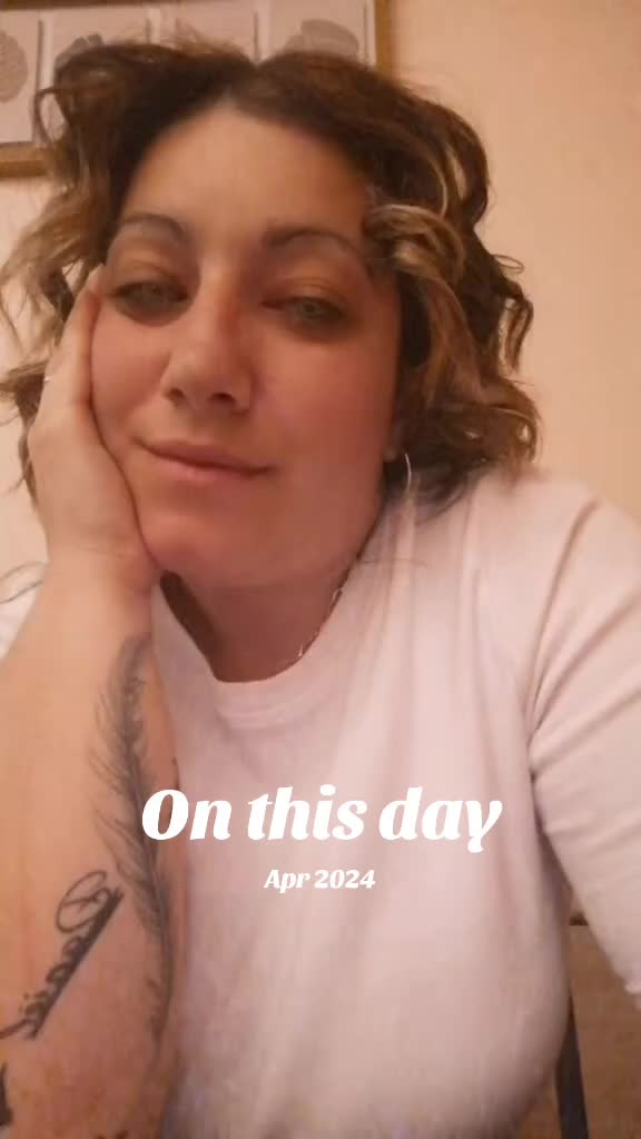 @Krishka_☘️