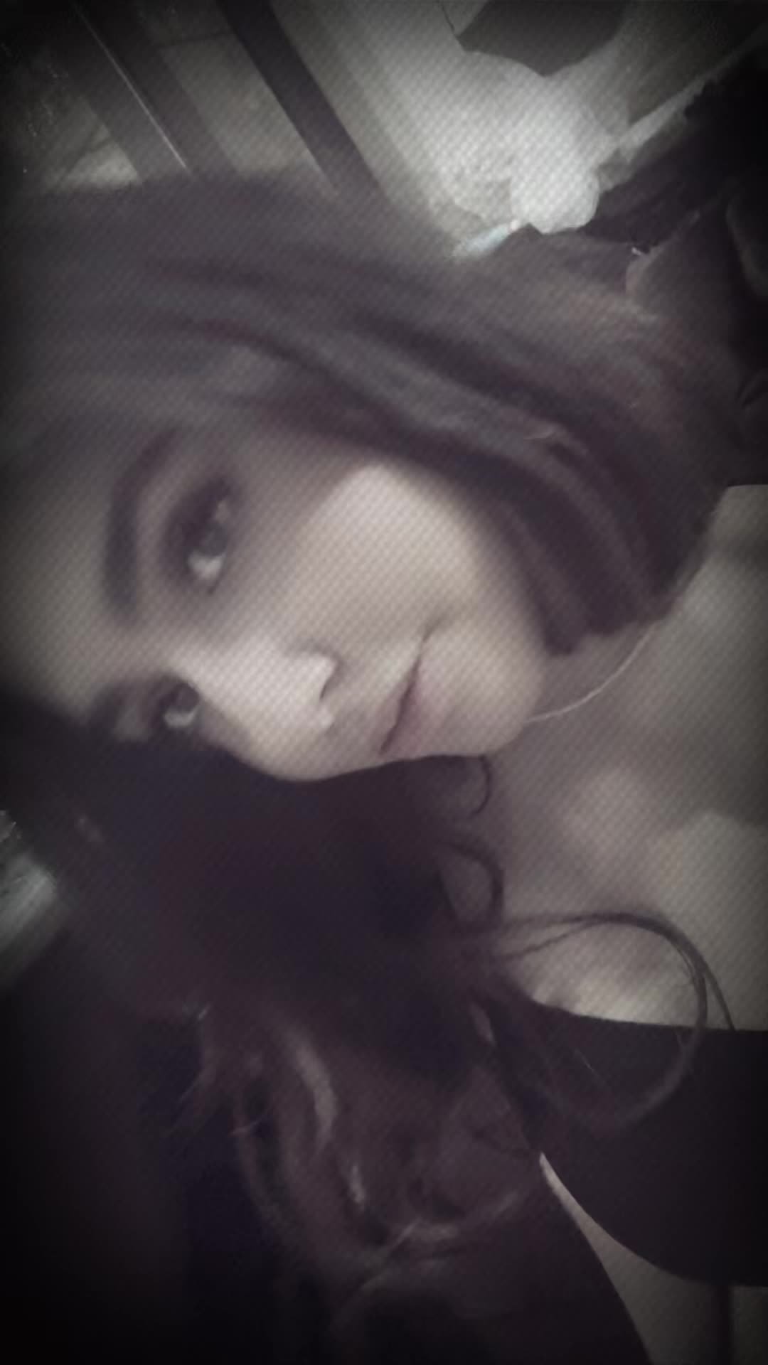 @nafasakbari0