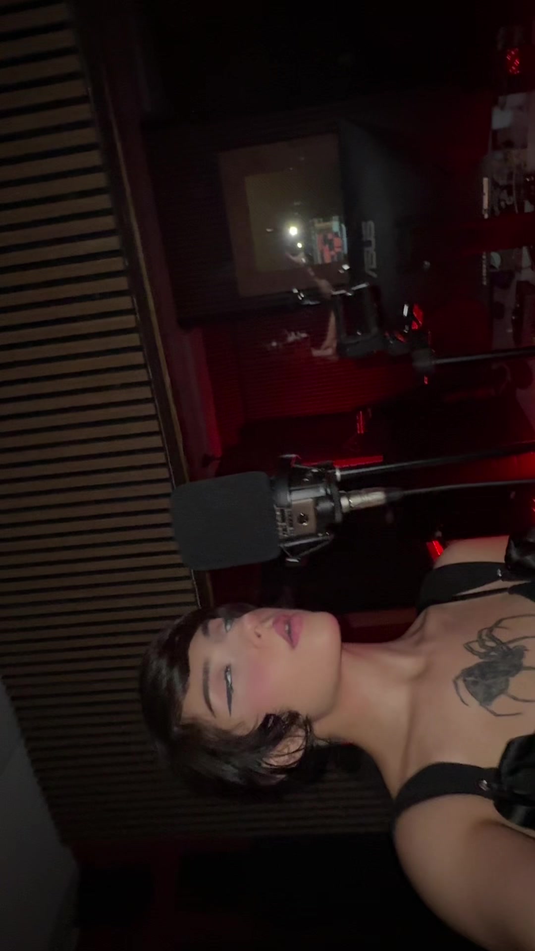 @VAZISTA