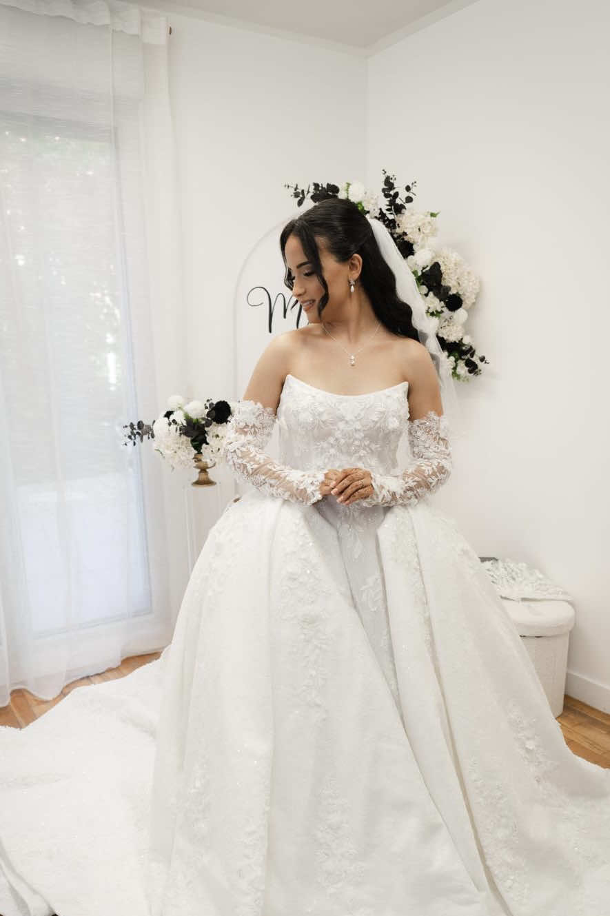 @MANICACOUTURE