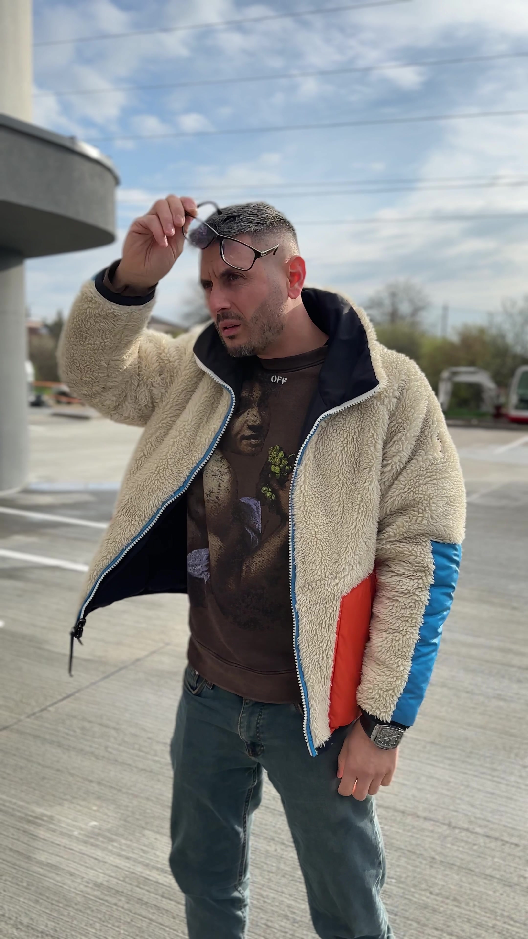 @V A L E N T I N O