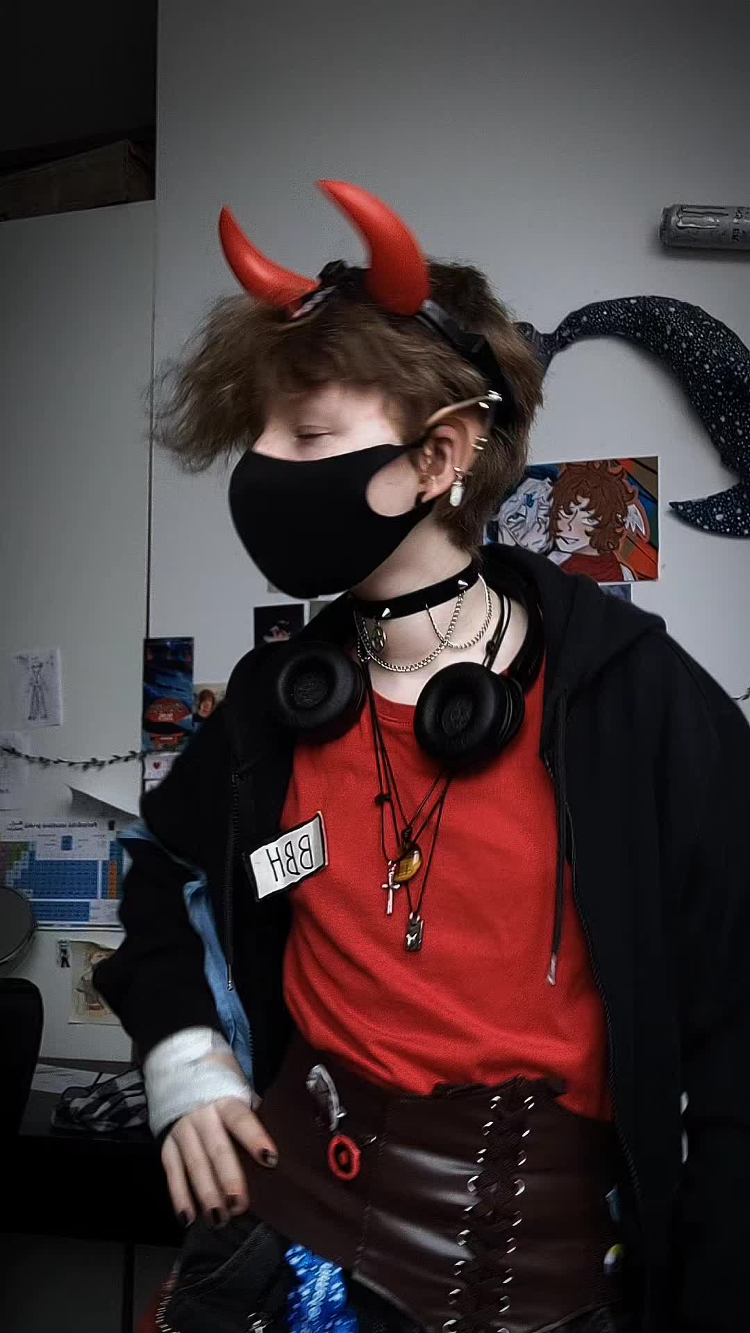 @Astro_cosplayer