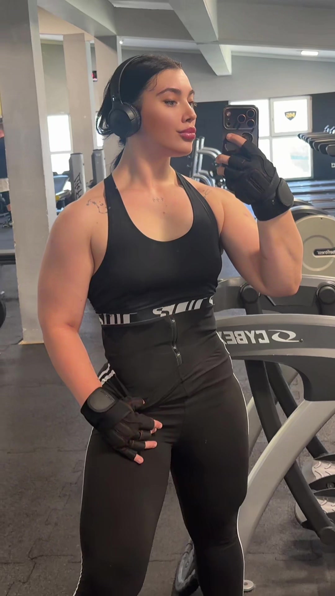 @Andjela Petkovic