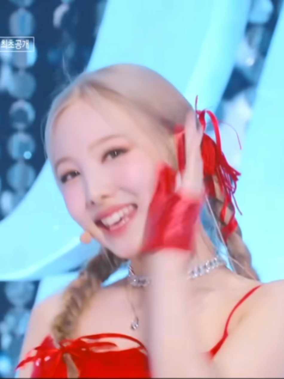 @𝐙
