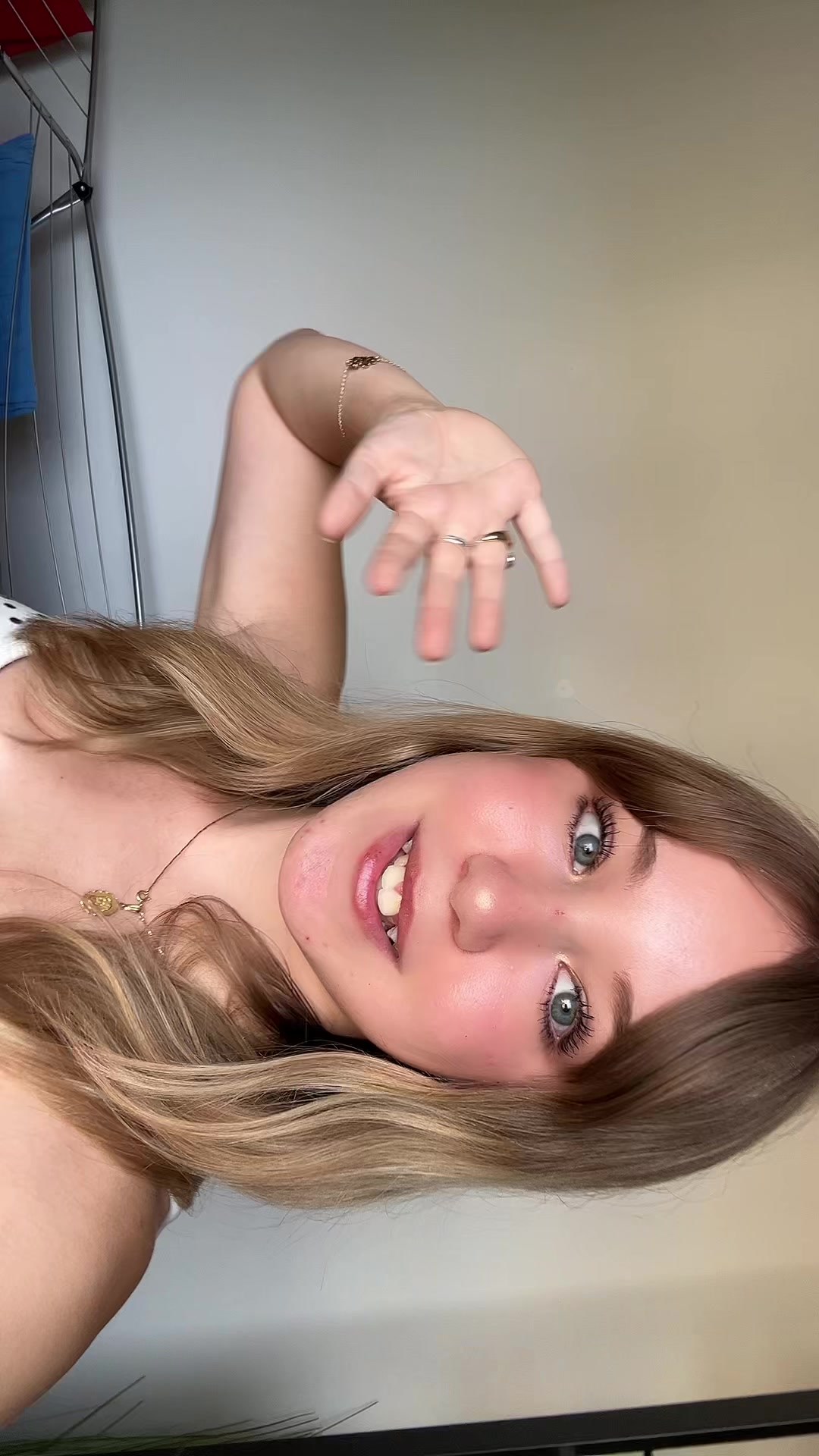 @Loanne🧿⭐️