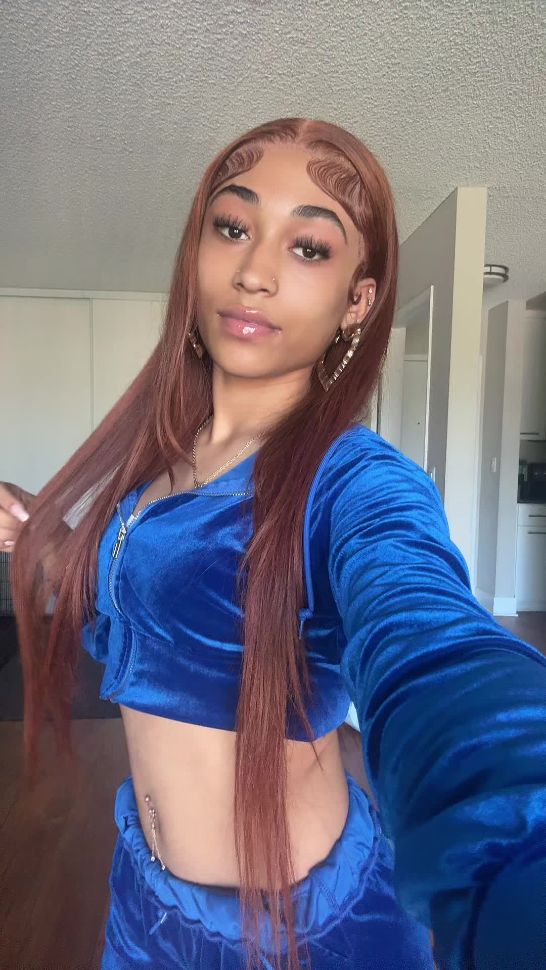 @𝓛𝓮𝔂𝓵𝓪 🐺