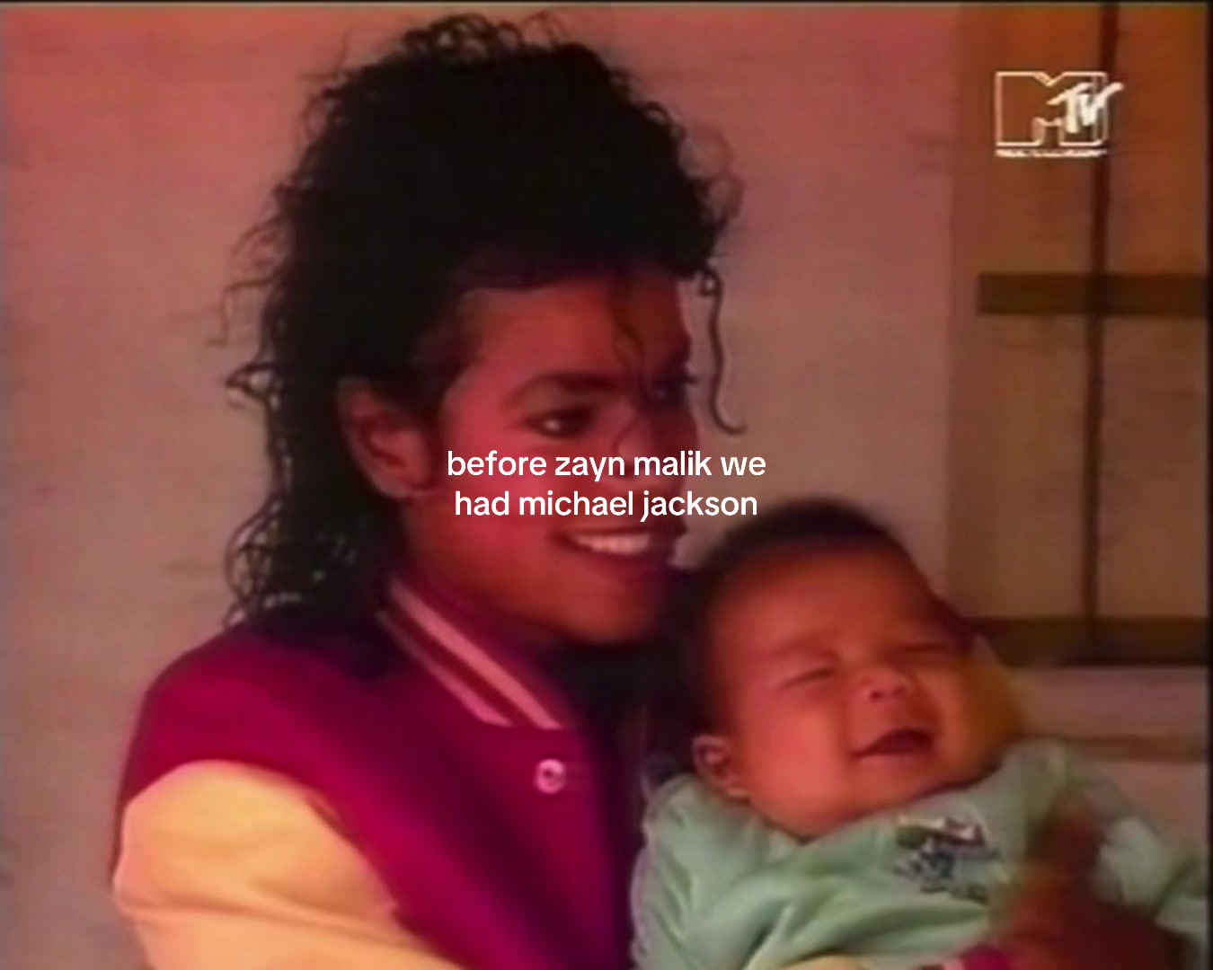 @noelleeraes