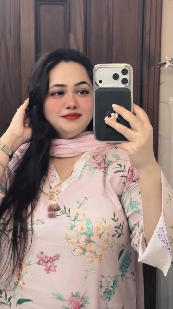 @Amber khan🥀