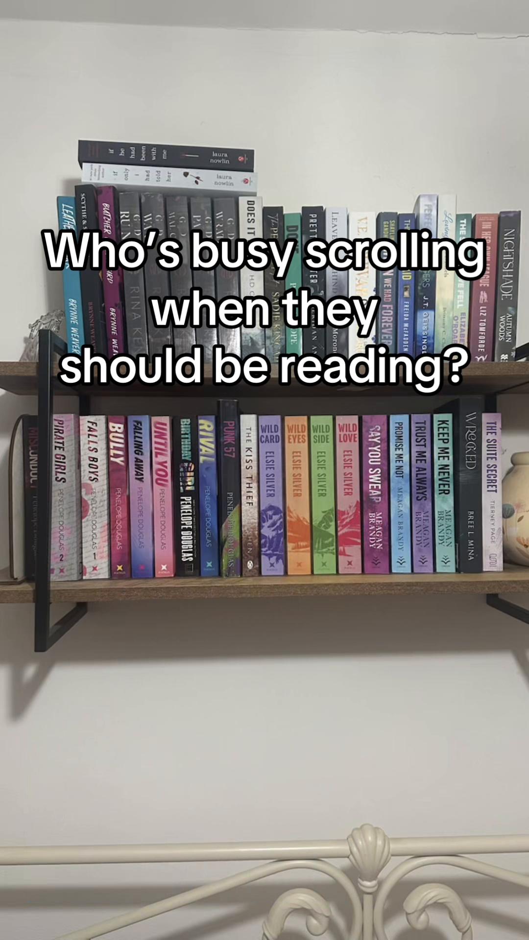 @Tina 🦋 📚🖤🐦⬛🥀🐈⬛🐭🇬🇧